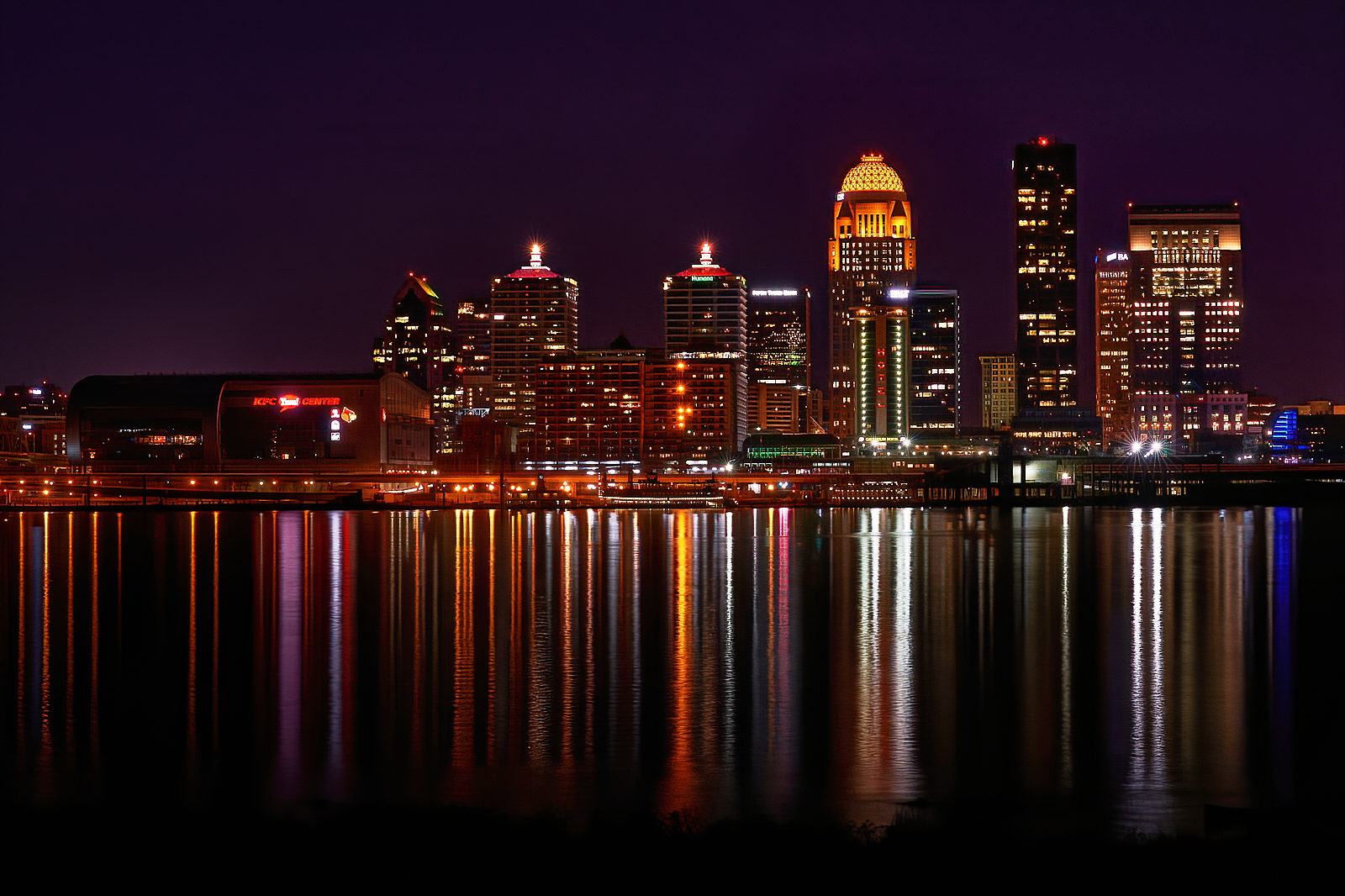 The Louisville, Kentucky skyline